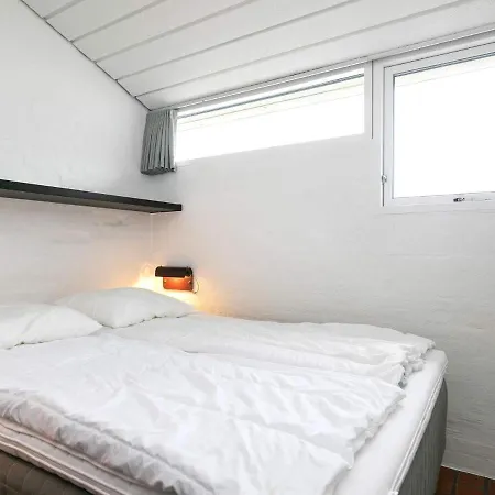 Lavish In Pandrup With Sauna *